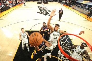 世界杯手机观看app下载-火线归来送惊天大帽 雄鹿还需要字母哥做的更多