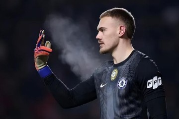 世界杯手机观看app下载-不走运！蓝军二门欧冠半场伤退 新帅本欲重点培养他