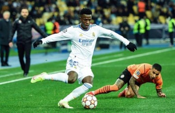 世界杯高清比赛直播平台-维尼修斯涨球了，但拿“罗纳尔多”捧杀他有点过了吧